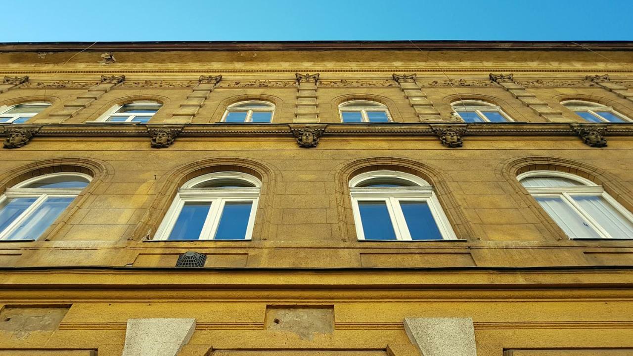 Cbs Apartments بودابست المظهر الخارجي الصورة