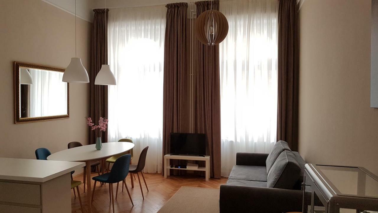 Cbs Apartments بودابست المظهر الخارجي الصورة